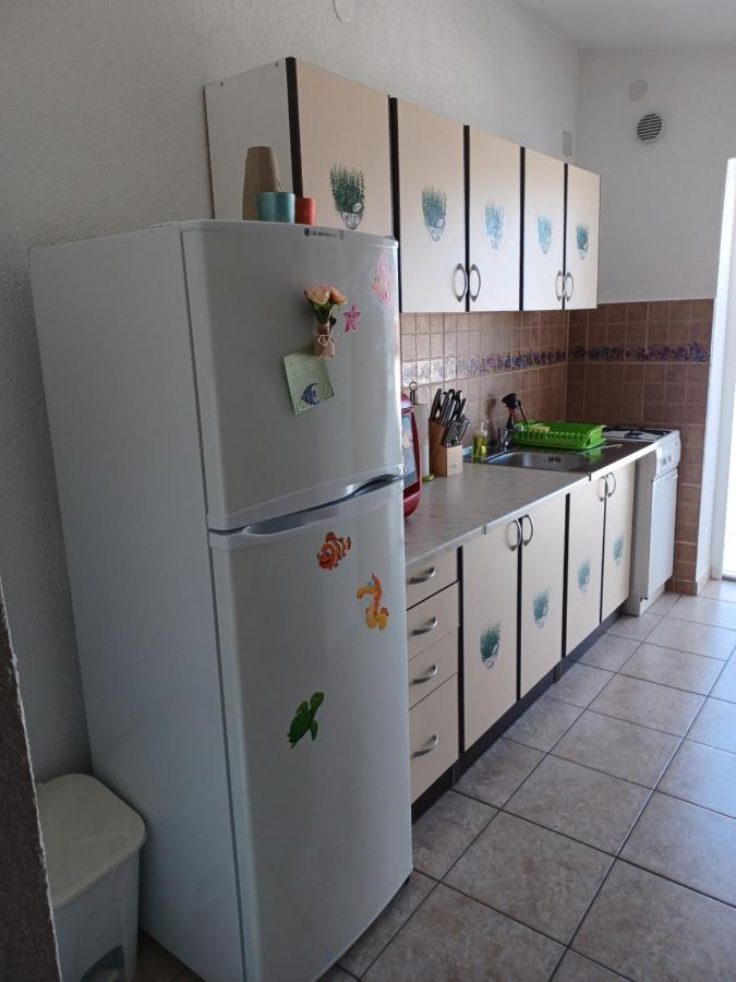 Apartmani Jakovljevic Murter Buitenkant foto